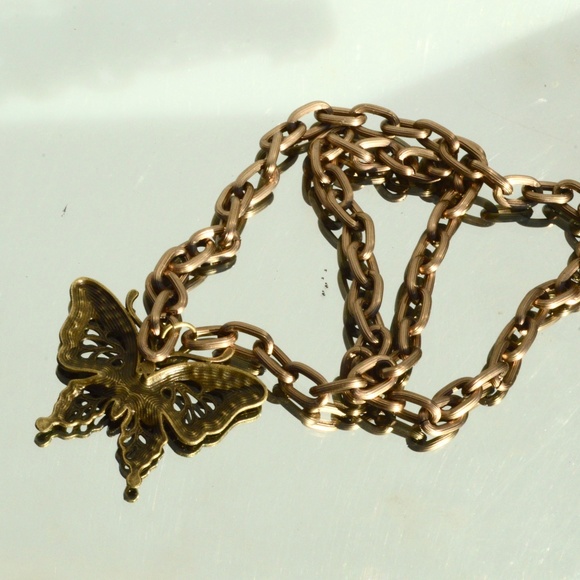 Bulky Chain Butterfly Brass Chain Necklace Pendant - Picture 6 of 7